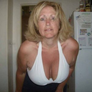 Maman délaissée du 01 cherche amant